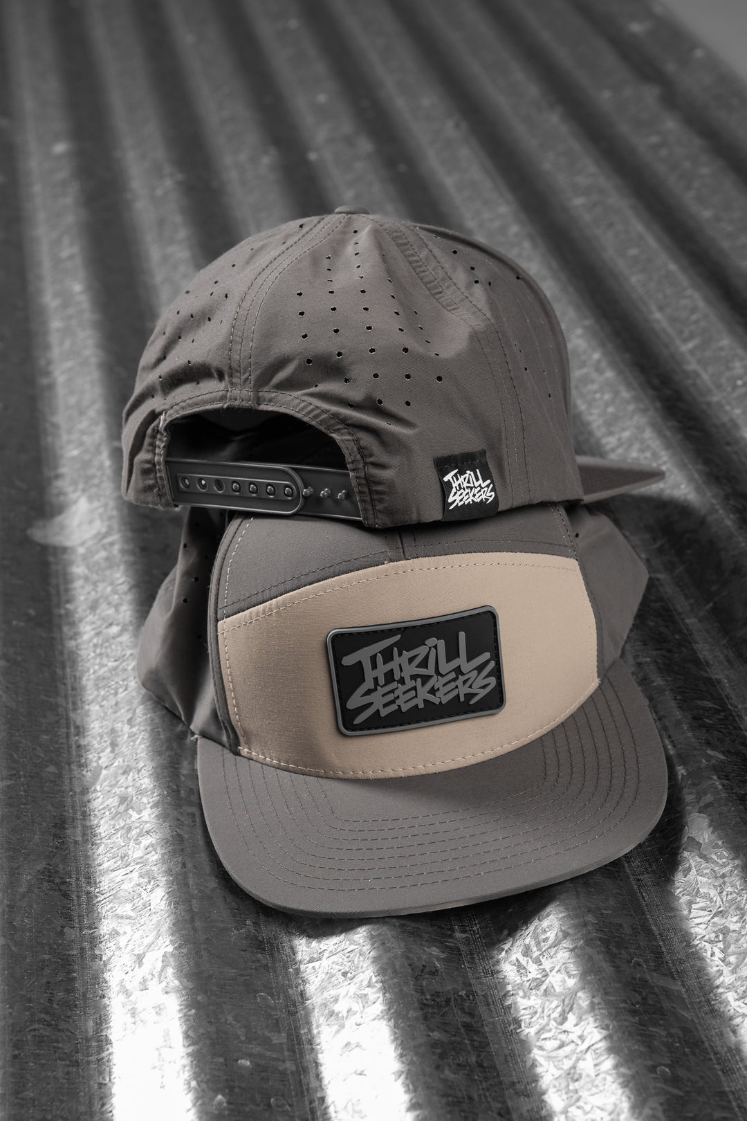 Thrill Seekers-Classic 7 Panel Performance Snapback-4