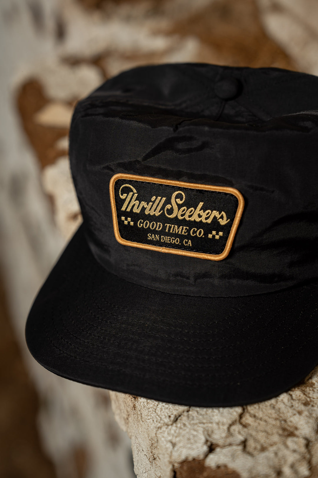 Thrill Seekers Billboard Traveler Hat Black