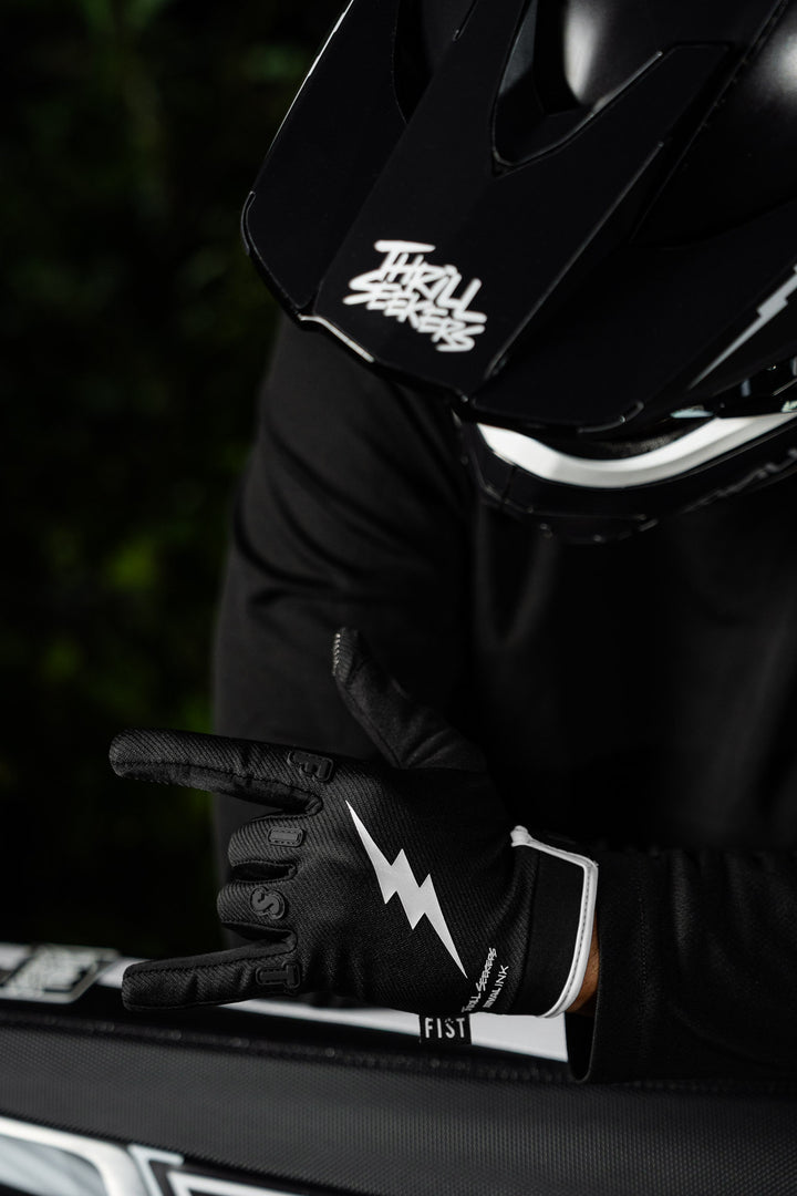 Bolt Gloves
