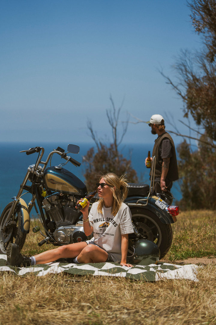 Slidin' Tee - Babes