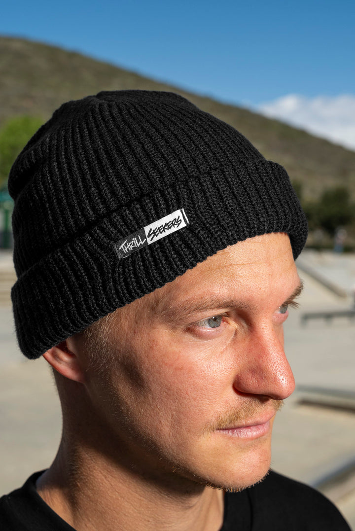 Knitted Beanie - Black